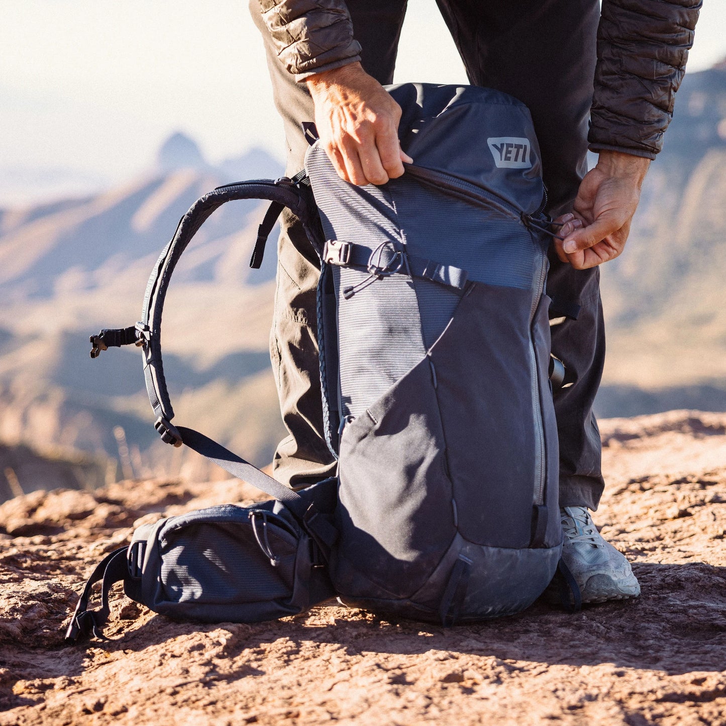 32L Men's Hiking Pack - US 3230