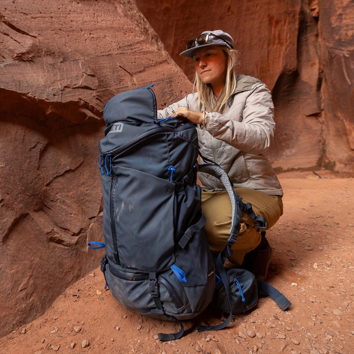 60L Women's Hiking Pack - US 5774