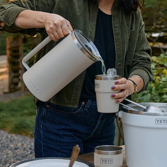 64 oz Pitcher - US 9422
