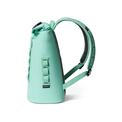 M12 Backpack Soft Cooler - US 1604