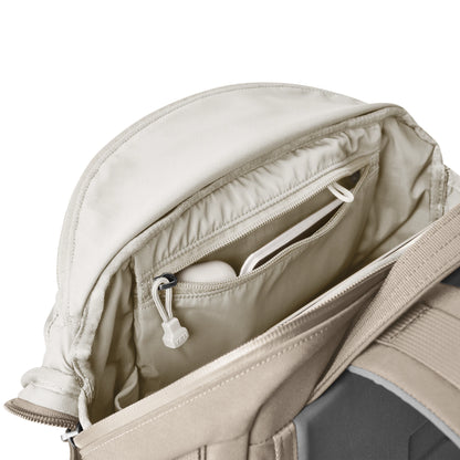 22L Carry On Backpack - US 4657