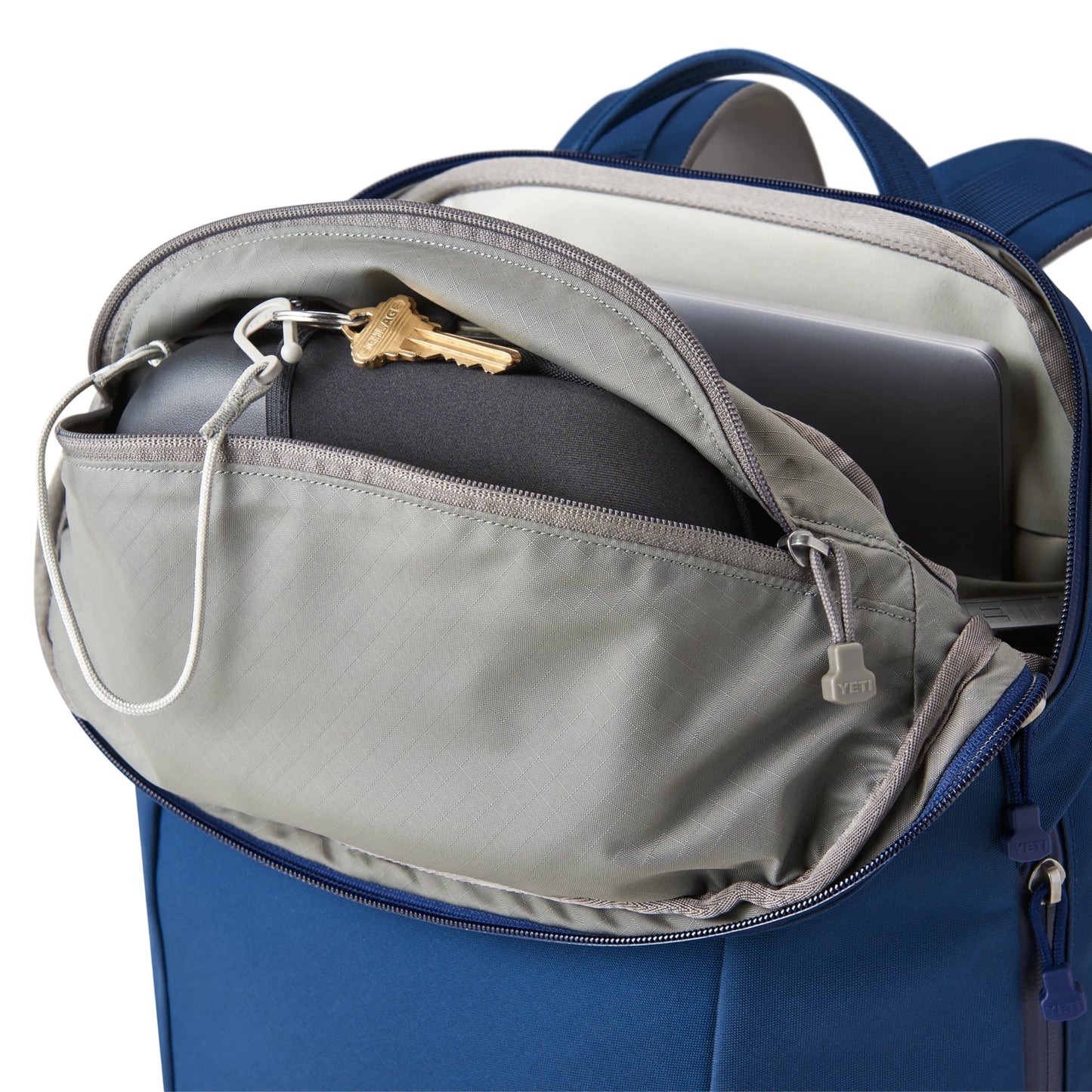 22L Carry On Backpack - US 2496