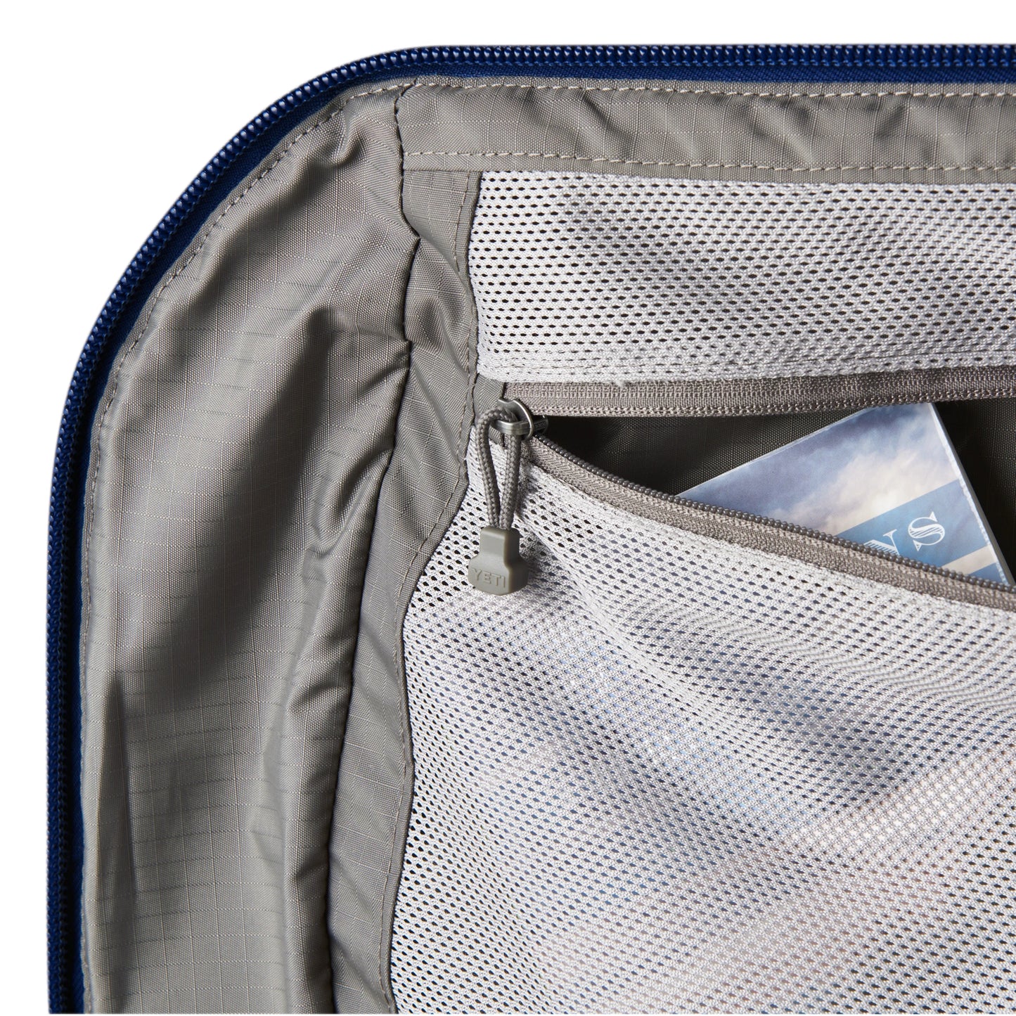 40L Travel Duffel - US 5560