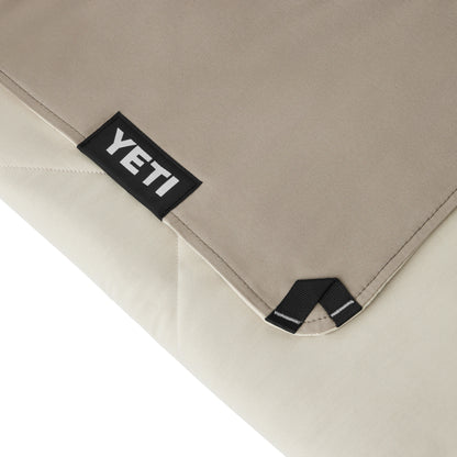 Blanket - US 8610