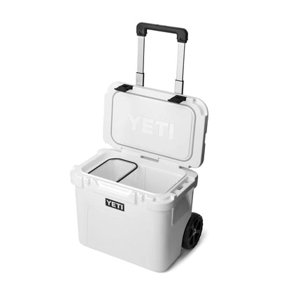 32 Wheeled Cooler - US 5826