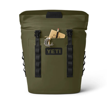 M12 Backpack Soft Cooler - US 1601